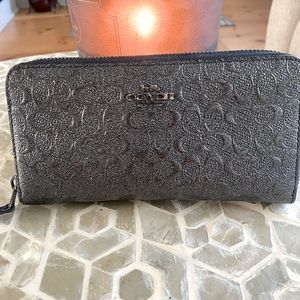 COACH charcoal grey patent leather wallet